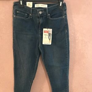 Women’s denim jeans